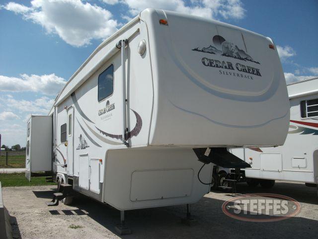 2006 Cedar Creek Silverback_1.jpg